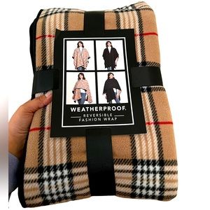 Weatherproof reversible fashion wrap